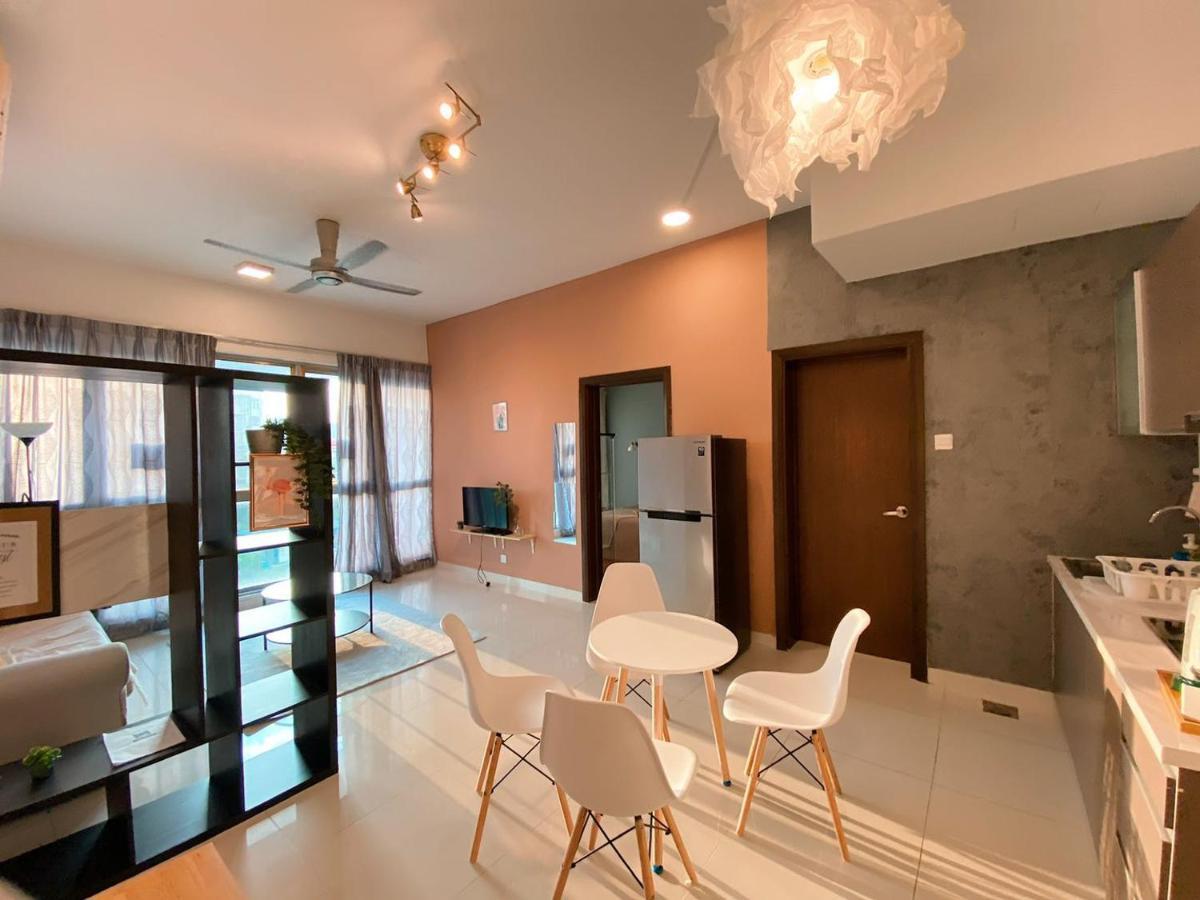 Klcc Inifinity Pool - The Regalia Residences & Suites By Kl Minsu Kuala Lumpur Extérieur photo