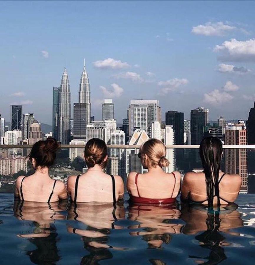 Klcc Inifinity Pool - The Regalia Residences & Suites By Kl Minsu Kuala Lumpur Extérieur photo