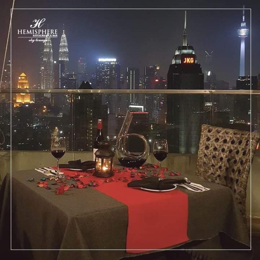 Klcc Inifinity Pool - The Regalia Residences & Suites By Kl Minsu Kuala Lumpur Extérieur photo